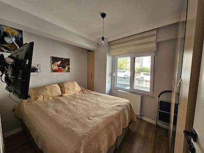 MALTEPE ALTINTEPE CADDE ÜZERİ 50 M2 YÜKSEK GİRİŞ 1+1 DAİRE