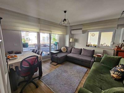 MALTEPE ALTINTEPE CADDE ÜZERİ 50 M2 YÜKSEK GİRİŞ 1+1 DAİRE