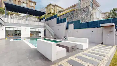 BAHÇEŞEHIR GÜNIŞIĞI EVLERI SATILIK ÖZEL TASARIM VILLA