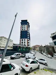 BAĞCILAR KİRAZLI MAH. METROYA YAKIN SIFIR 3+1 YERDEN ISITMALI OTOPARKLI KAÇIRILMAZ DAİRE