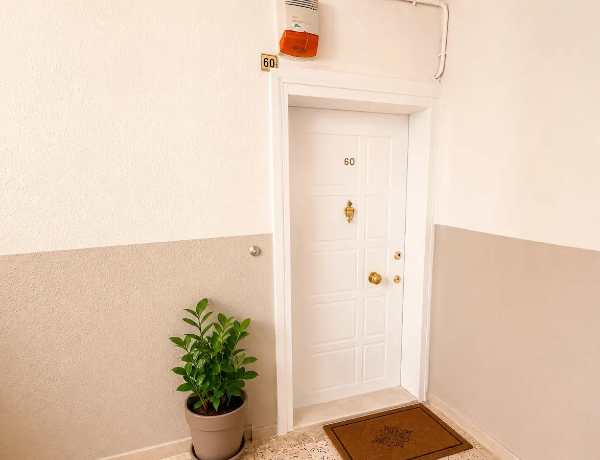 REMAX KAYA BEYLİKDÜZÜ BÜYÜKŞEHİR'DE METROBÜSE YAKIN SATILIK 3+1 3