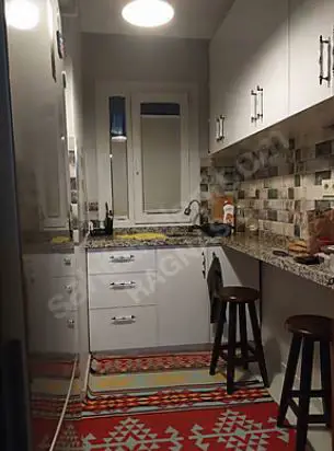 ÜMRANİYE ÇAKMAKTA İTFAİYE YANİNDA YÜKSEK GRİŞ BALKONLU