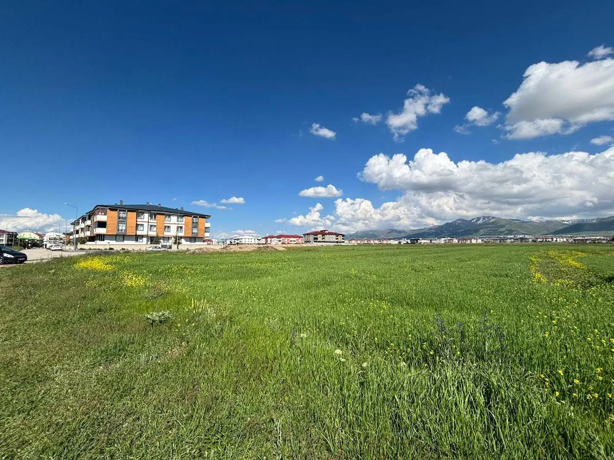 REMAX ARTIS'DEN DADAŞKENT'TE KONUT İMARLI SATILIK ARSA