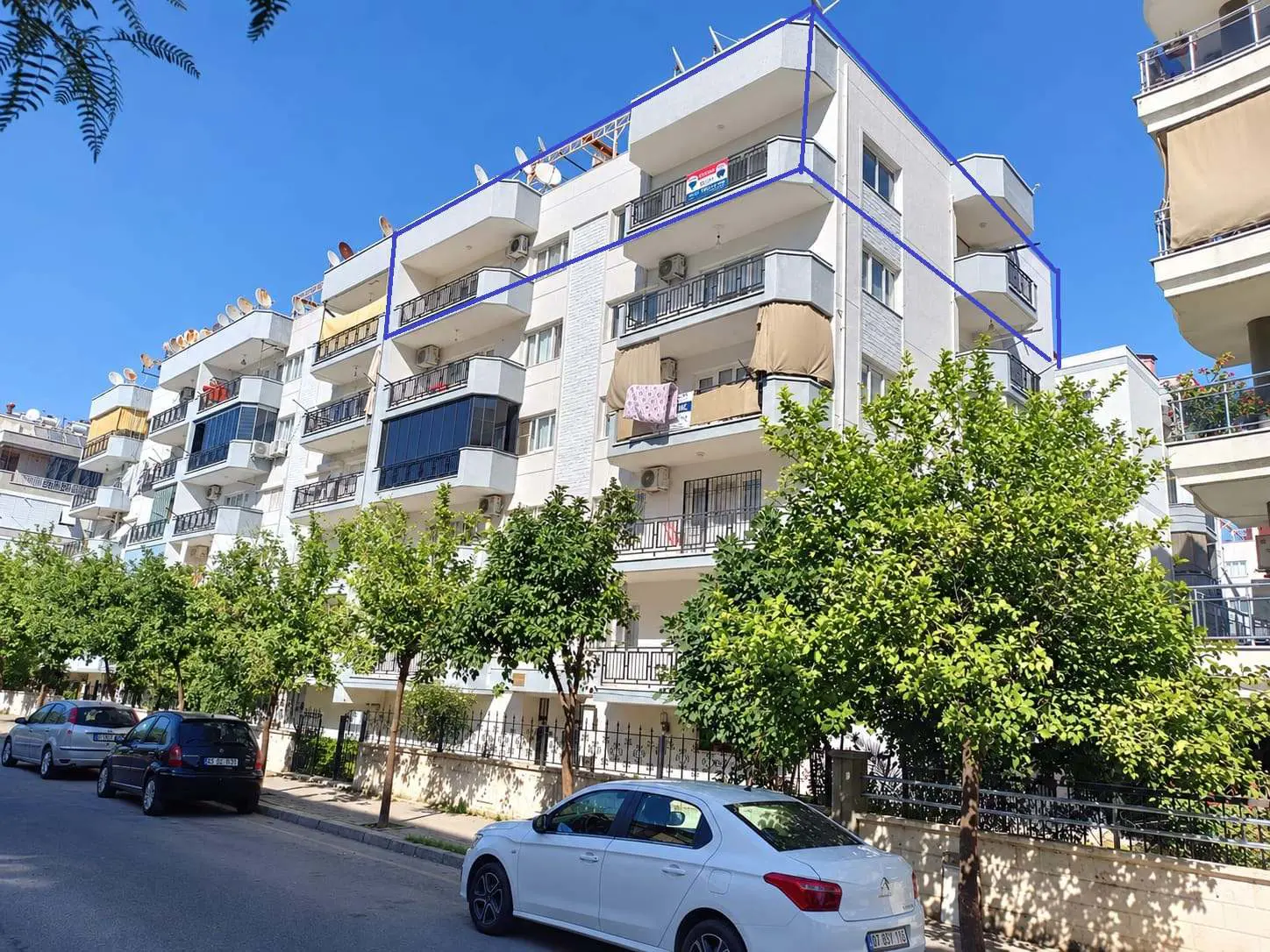 YEDİ EYLÜL MAHALLESİ’NDE – MEHMET AKİF ERSOY CADDESİ’Nİ TAMAMEN GÖREN 3+1 DAİRE