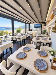 TİRİLYE’DE DENİZE SIFIR KONUMDA, HAZIR KURULU PRESTİJLİ CAFE & RESTORAN