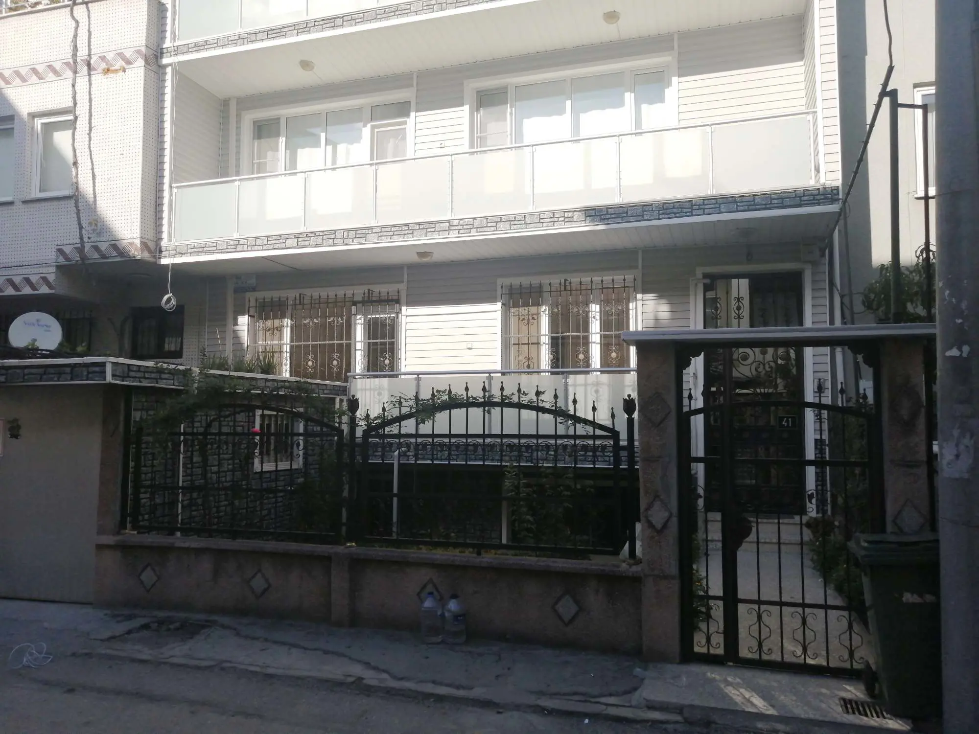 REMAX AREA'DAN SOĞUKKUYU'DA MERKEZİ KONUMDA 2+1 KİRALIK DAİRE