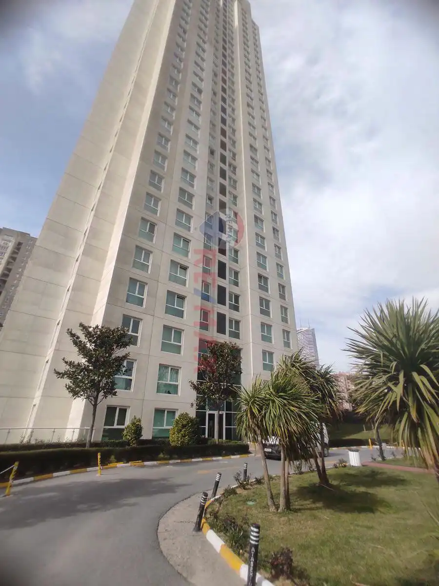 İstanbul Anadolu / Ataşehir / Atatürk Mah. · Daire