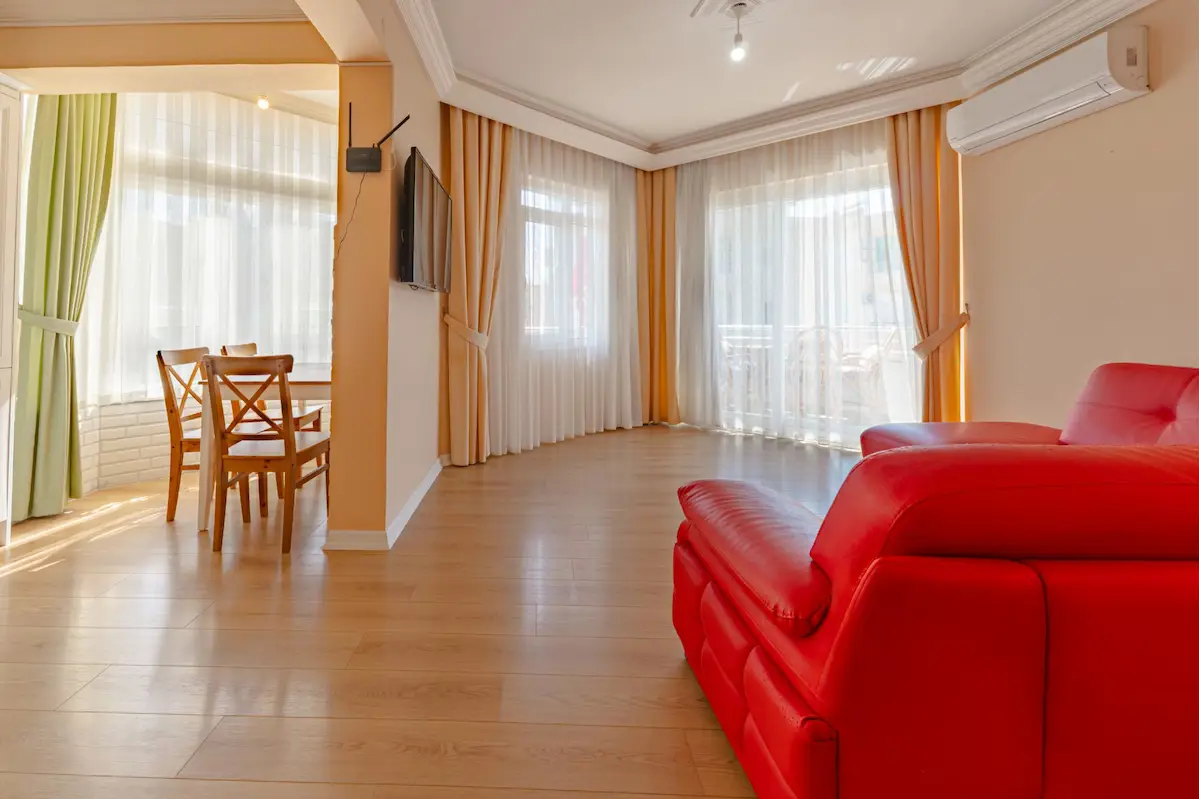 ALANYA MAHMUTLARDA DENİZE VE BARBAROS CAD. YAKIN 2+1 DAİRE