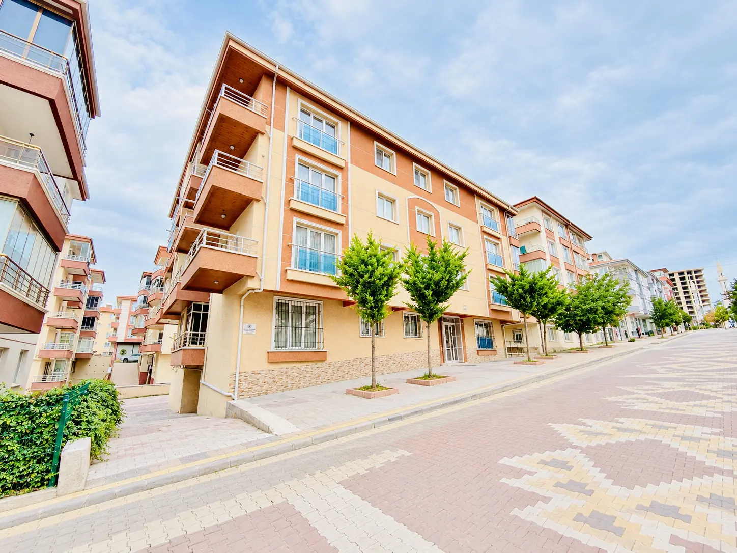 ANKARA PURSAKLAR MİMAR SİNAN’DA Y.GİRİŞ KÖK TAPU 2+1 BALKONLU 90M2 HAFTANIN FIRSAT DAİRESİ