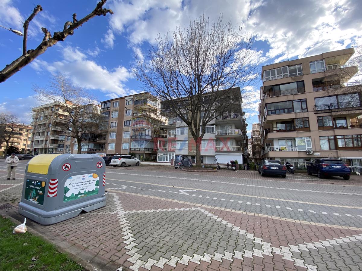 YALOVA MERKEZ BAHÇELİEVLER MAH. ARAKAT 1+1 2.KAT SATILIK DAİRE