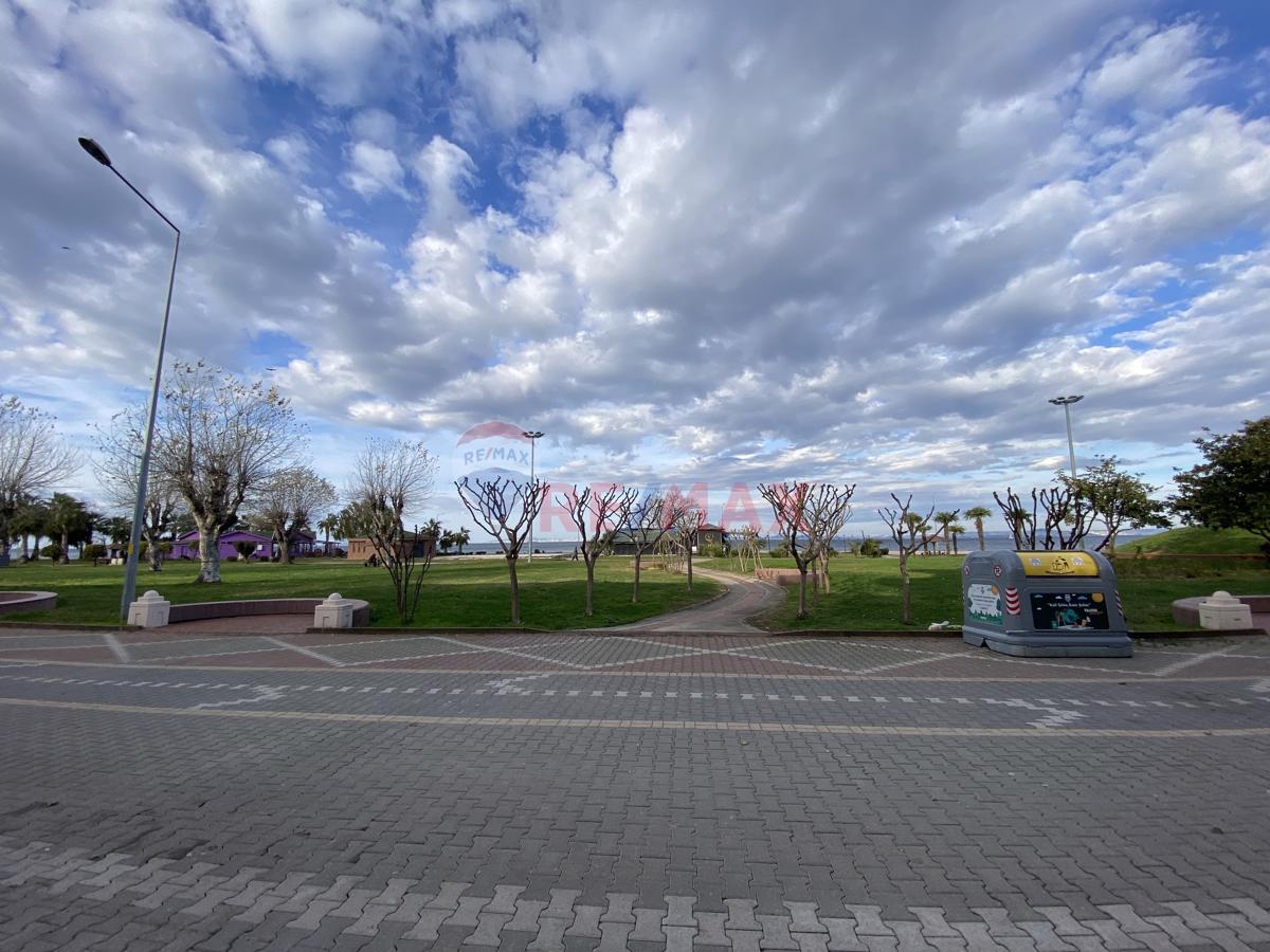 YALOVA MERKEZ BAHÇELİEVLER MAH. ARAKAT 1+1 2.KAT SATILIK DAİRE