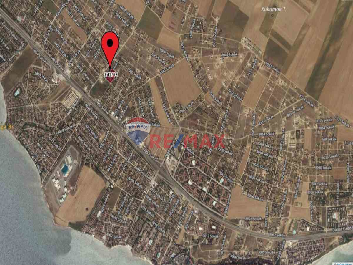 MARMARA EREĞLISI'NDE VILLA IMARLI ARSA