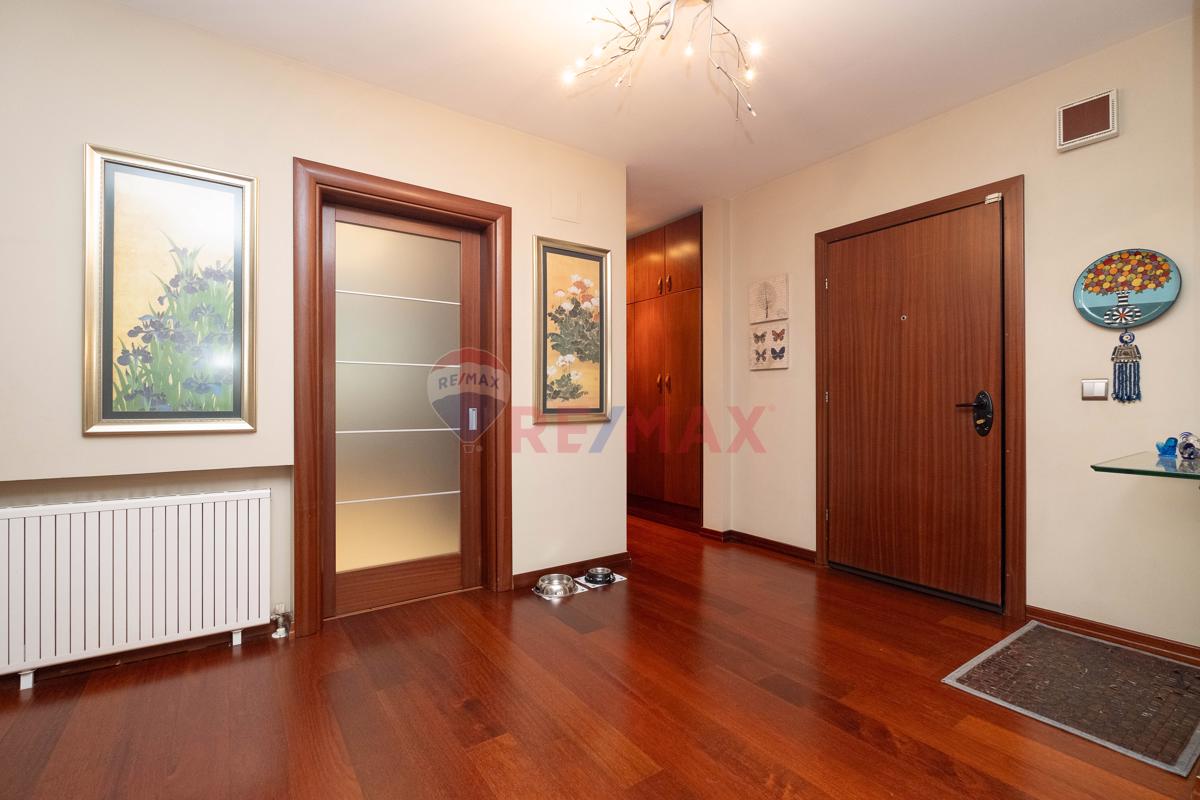 KARTAL YAKACIK COUNTRY'DE SATILIK ÇOK ÖZEL 400 M2 VİLLA