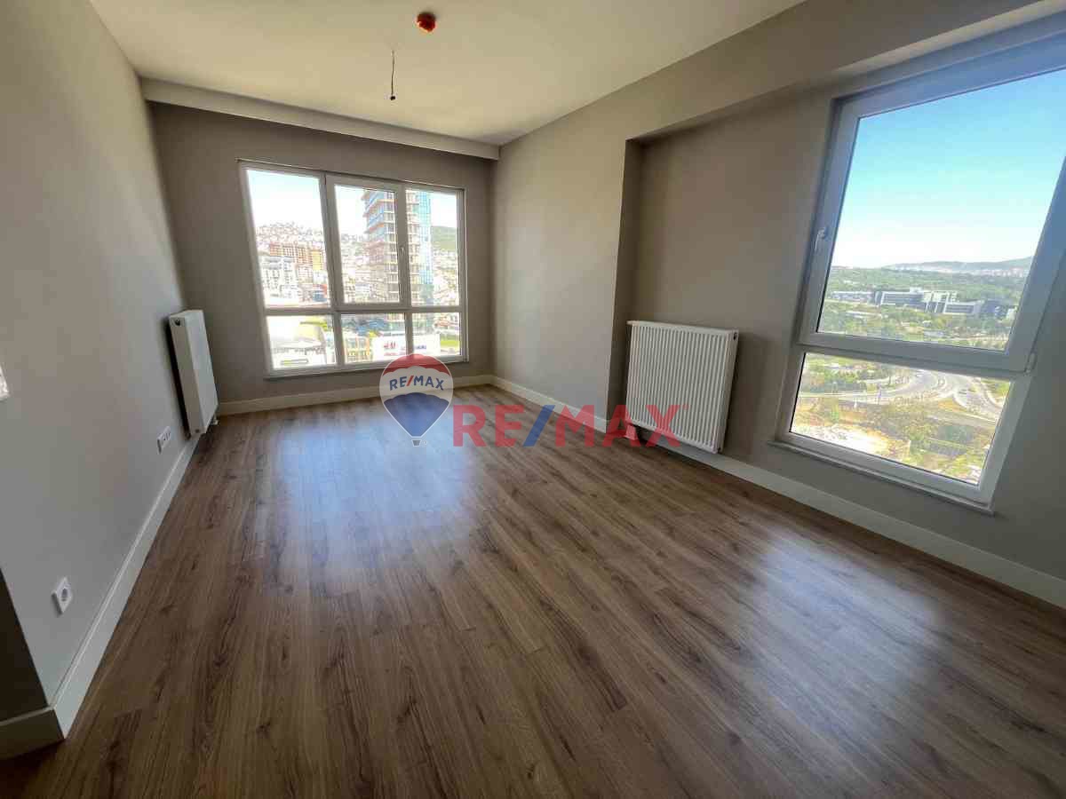 MALTEPE DELUXIA PARK RESIDENCE'DA KİRALIK 1+1 SIFIR DAIRE