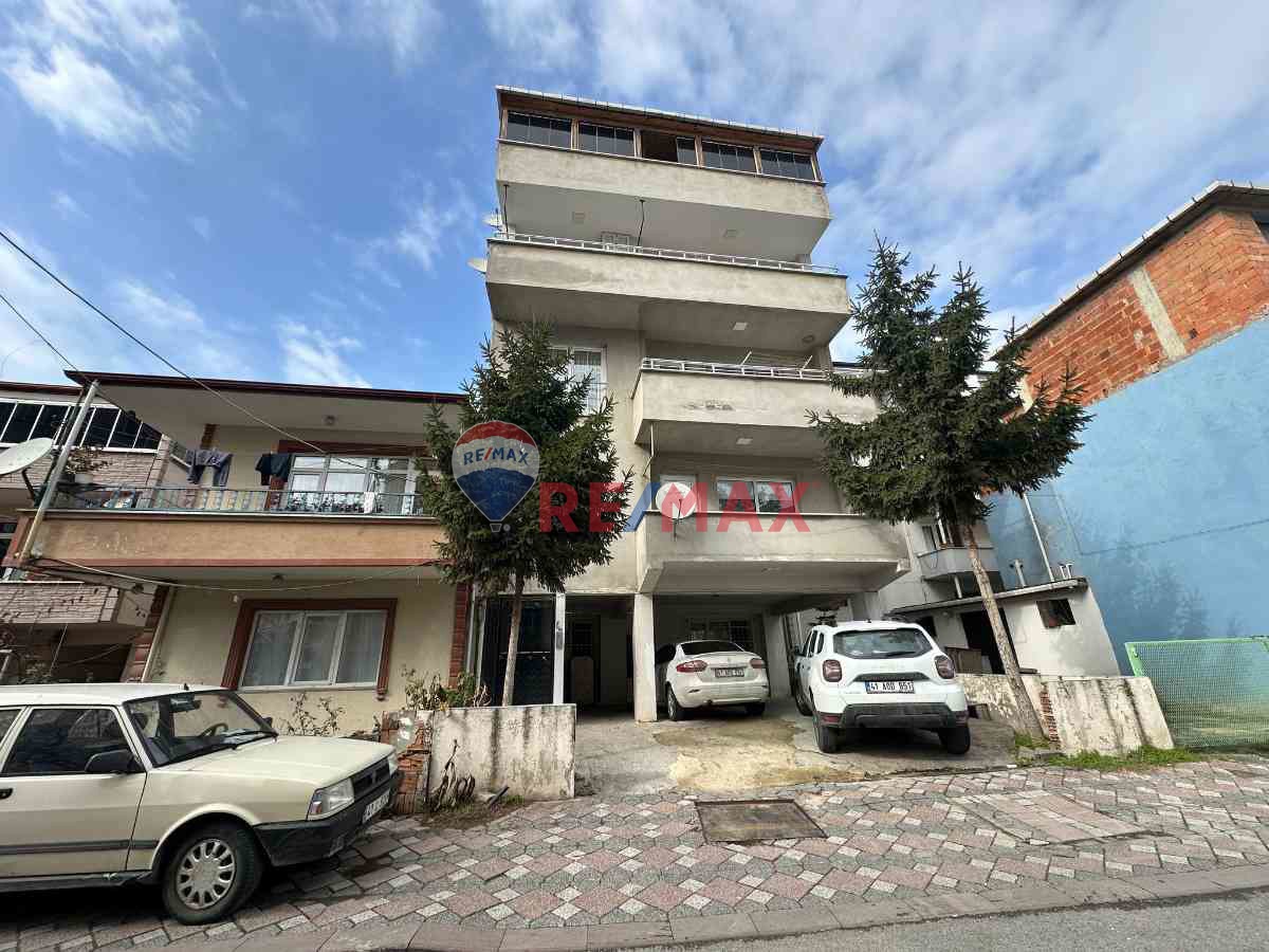 KOCAELİ GEBZE SULTAN ORHAN MAH. 147 M² 2+1 SATILIK DAİRE