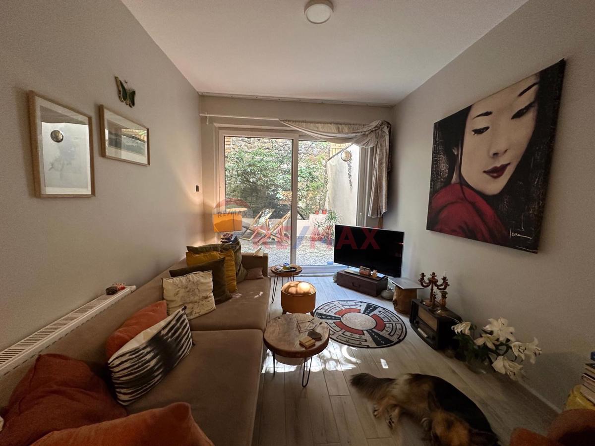 CİHANGİR'DE BAHÇELİ SATILIK DAİRE