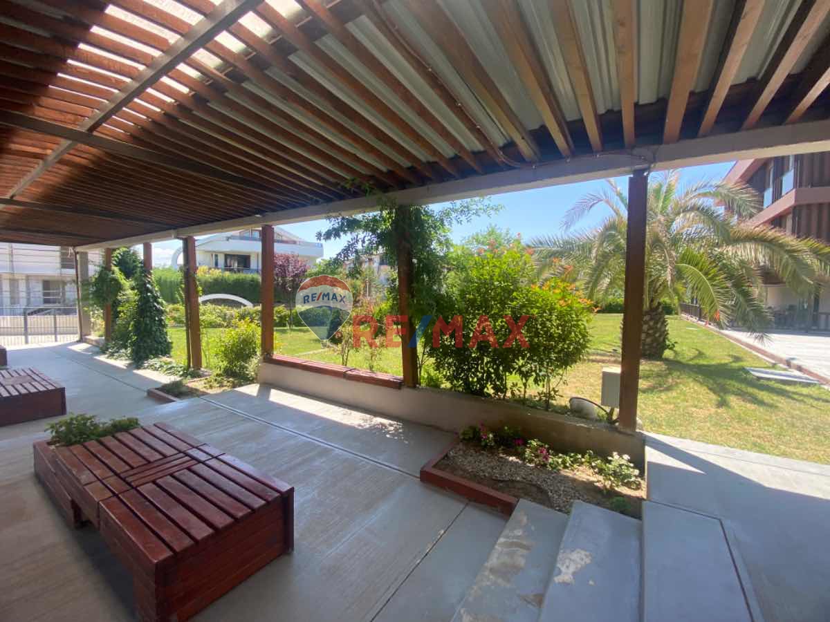 REMAX YALI'DAN CUMHURIYET MAH. YENI MARINA YANI DENIZE 50 ADIM EŞYALI KIRALIK 1+1