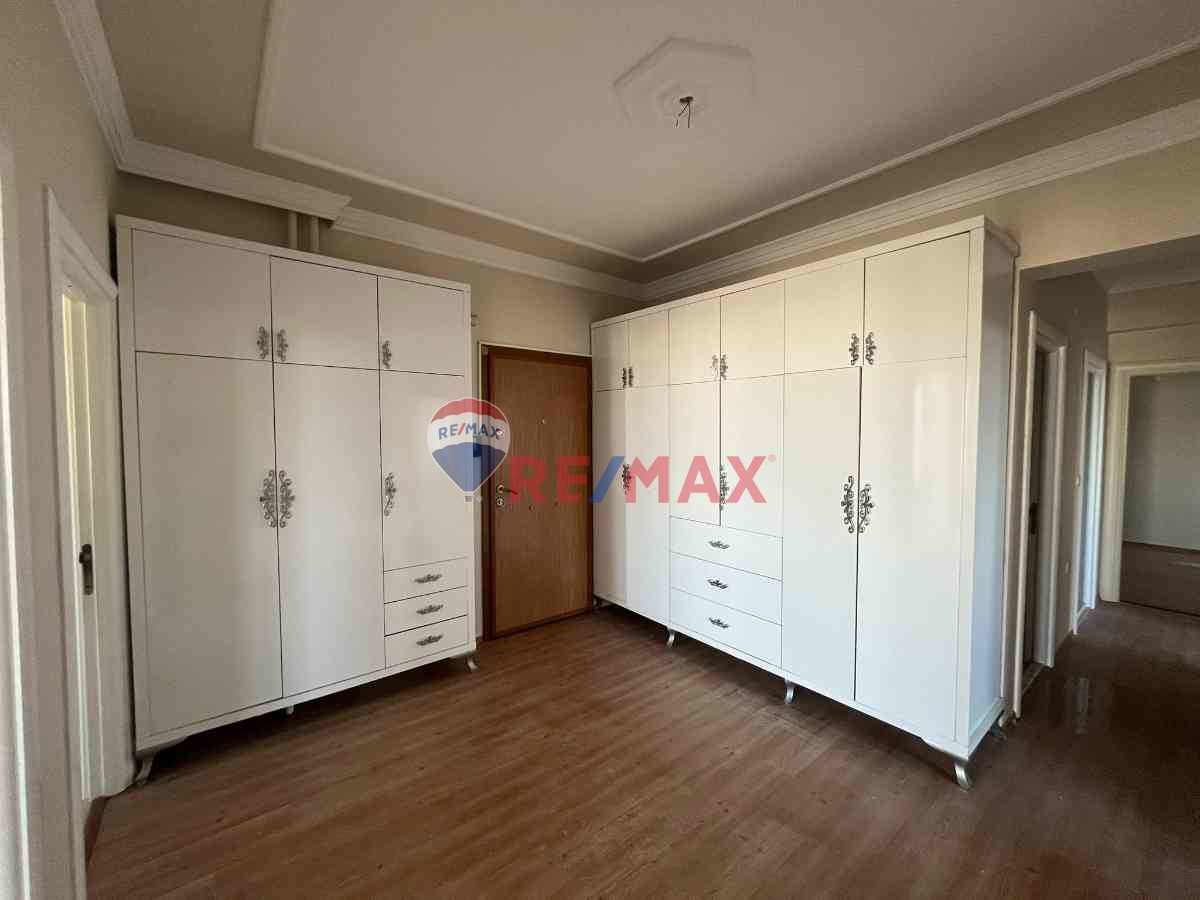 ÇUKURÇAYIR AK CİTY'DE KİRALIK DENİZ MANZARALI 3+1 DAİRE