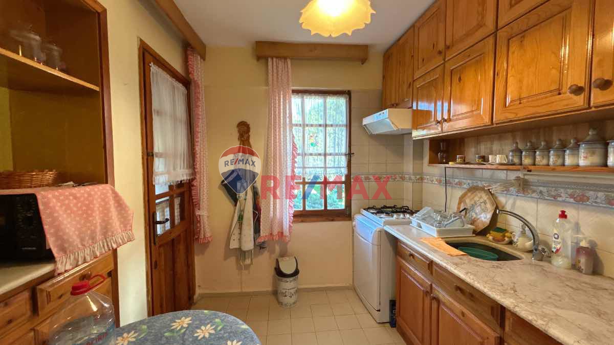 AYVALIK ALTINOVA’DA SITE İÇINDE DENIZE YAKIN 4+1 SATILIK VILLA