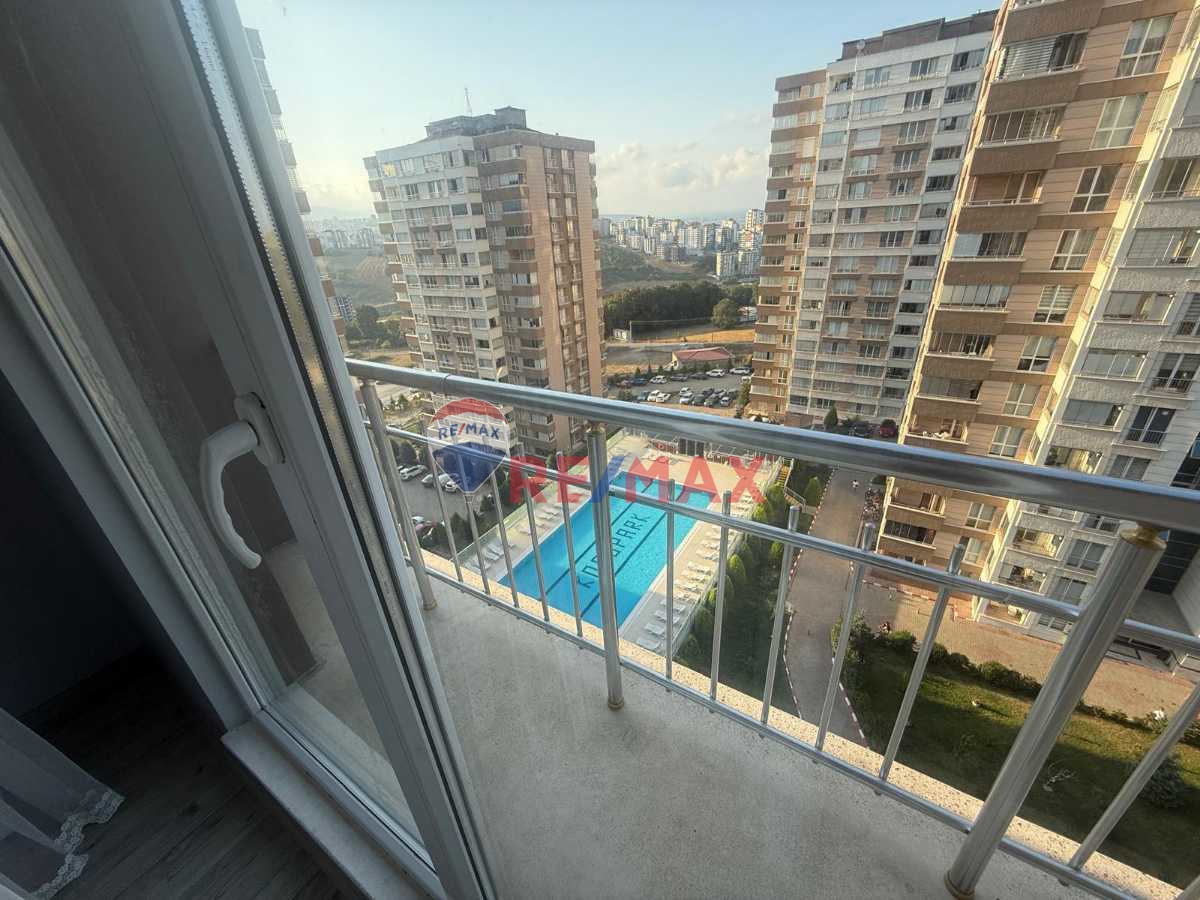 KORUPARK SITESINDE KIRALIK ESYALI DAIRE