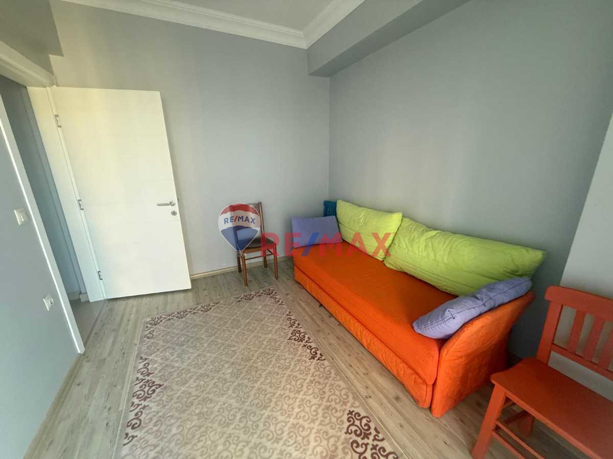 KORUPARK SITESINDE KIRALIK ESYALI DAIRE