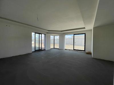 GÖLBAŞI BAHÇELİEVLER’DE 7+2 SATILIK LUX VİLLA