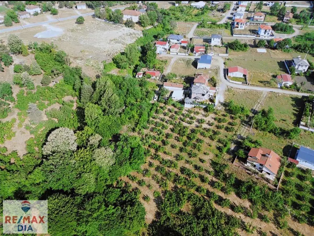 REMAX DIA'DAN DÜZCE GÜMÜŞOVA DA SATILIK 447 M2 YATIRIMLIK ARSA