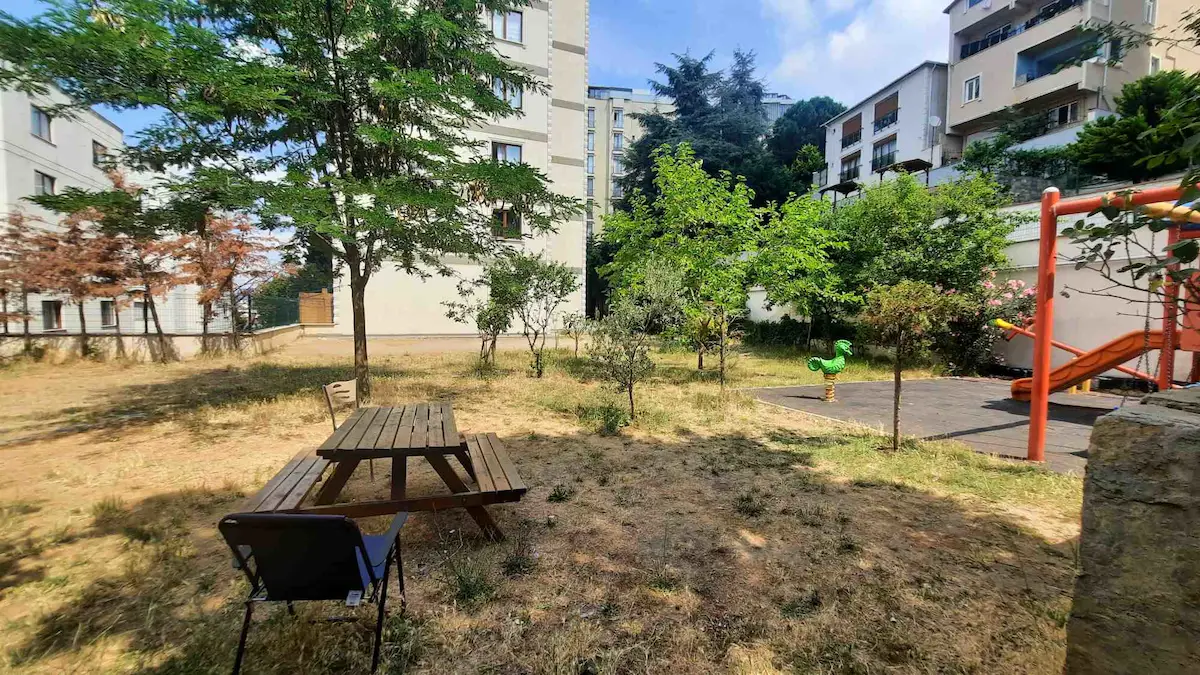KARTAL YAKACIK ÇARŞI MAHALLESI SATILIK 2+1 DAIRE