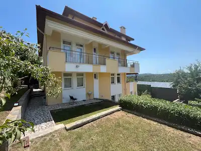 BEYKOZ ÖRNEKKÖY'DE TRİPLEKS VİLLA