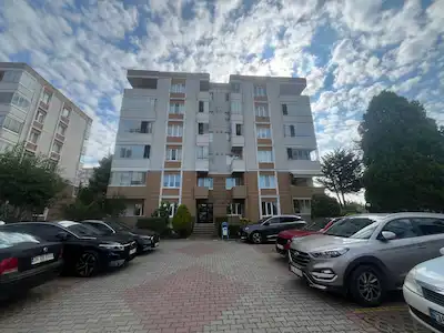 PENDİK YENİŞEHİR EKŞİOĞLU AKASYA EVLERİNDE BÜYÜK TİP KİRALK 3+1