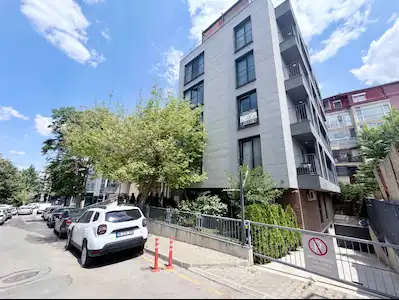 ÇANKAYA MAH.’DE YENI YAPI BAHÇE KULLANIMLI 2+1 YERDEN ISITMALI KREDİYE UYGUN