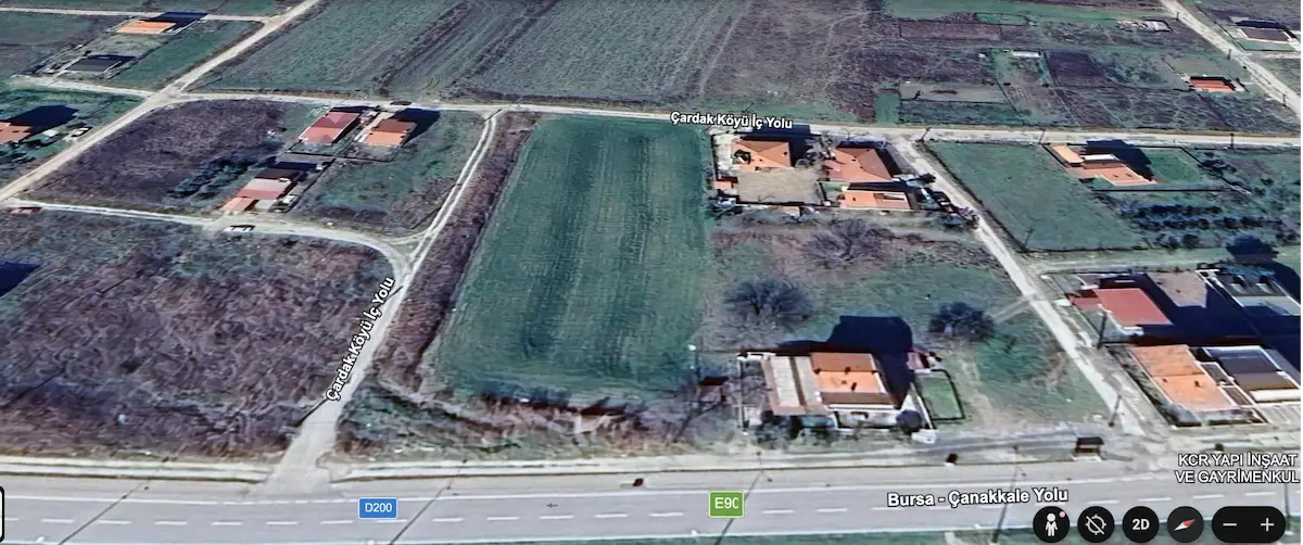 ÇANAKKALE ÇARDAK BURSA YOLU ÜZERİNDE SATILIK FIRSAT ARSA