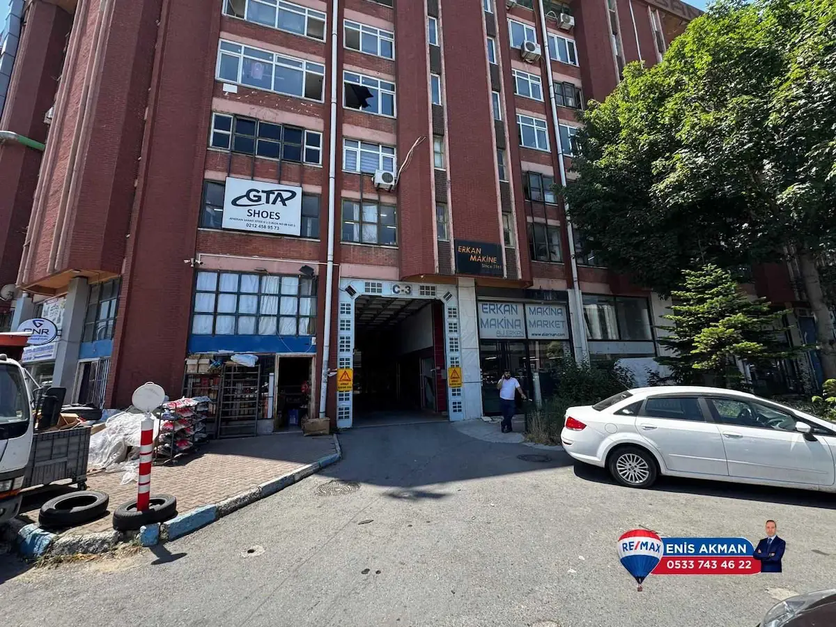 AYKOSAN SANAYİ'DE 285 M2 IKI KATLI ÇIFT VE DIŞ CEPHELI SHOWROOM MAĞAZA 2