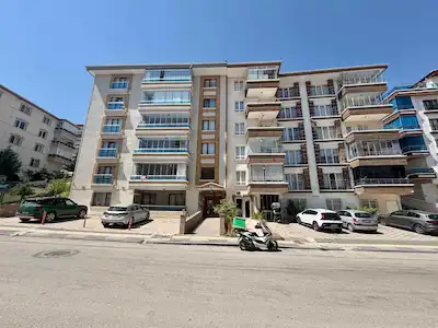 KEÇIÖREN SANCAKTEPE ASANSÖRLÜ YENI BINA 4+1  SATILIK DAİRE