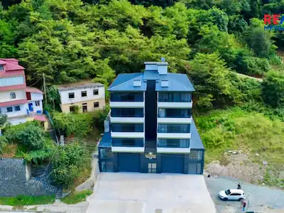 ESİROĞLUNDA ANA YOL ÜZERİ KİRALIK 750M2 DÜKKAN
