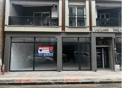 SARUHANLI MERKEZDE 307 M2 HER SEKTÖRE UYGUN GENİŞ SATILIK DÜKKAN