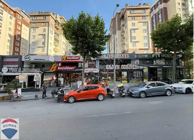 ALÇAK KATLI , VARLIK CITY 4 SITESINDE , YENILENMIŞ 3+1 , VİDEOLU