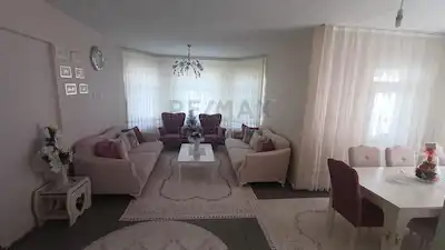 RE/MAX LACİVERT'TEN DADAŞKENT'TE 3+1 ARAKAT DAİRE 