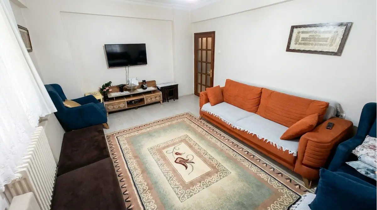RE/MAX İNCİ'DEN HASAN BASRİ ÇANTAY MAHALLESİ SATILIK 3+1 DAİRE