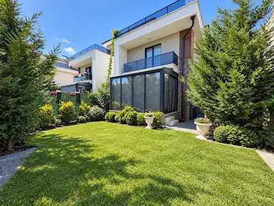 REMAX DESIGN PREMİUM 5+1 KİRALIK VİLLA