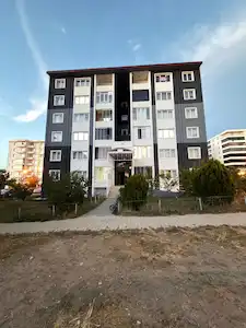 REMAX İLKE'DEN ÇAT YOLU TOKİLER'DE 3+1 SATILIK DAİRE