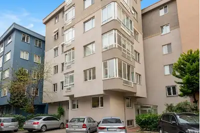 KOZYATAĞI SÜMKO SİTESİ’NDE 3+1 KİRALIK DAİRE