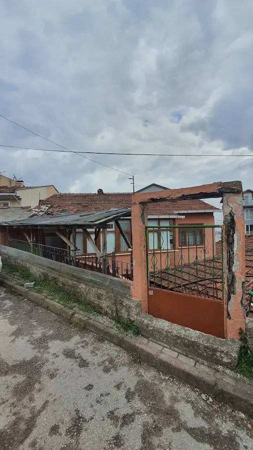 RE/MAX DREAM'DEN İZMİT MERKEZ'DE SATILIK MÜSTAKİL EV