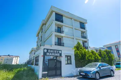 REMAX GELİŞİMDEN DAISY MARINE SİTESİNDE DENİZ MANZARALI DAİRE