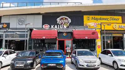 İNCEK VISTA AVM’DE PROFESYONEL ALTYAPILI DEVREN KİRALIK RESTORAN
