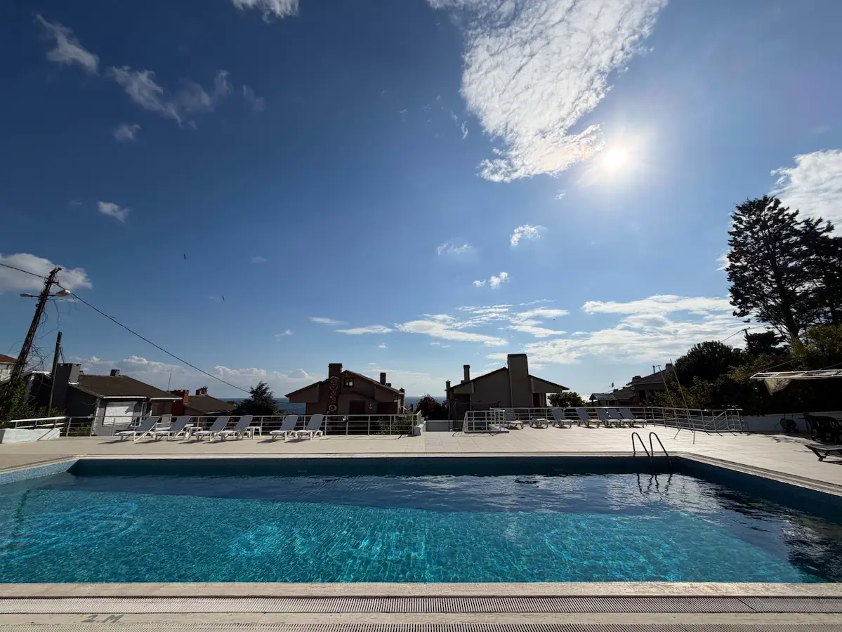 SELIMPAŞA ARAPTEPE MIMAŞ SITESINDE DENIZ MANZARALI KIRALIK 3+1 VILLA