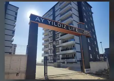 ETİMESGUT AŞAĞIYURTÇU’DA SIFIR 2+1 | 2 BANYO | GÜNEY-DOĞU CEPHE | BALKONLU