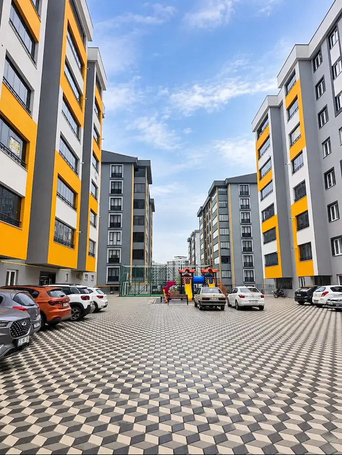 REMAX ARTIS'DEN YILDIZKENT'DE SATILIK 2+1 DAIRE