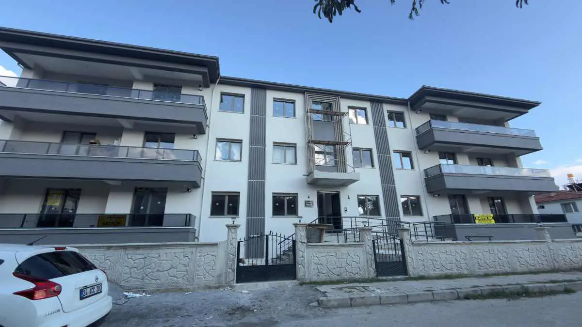 REMAX DEM'DEN 3+1 PANJURLU ALTTAN ISITMALI PREMİUM DAİRE