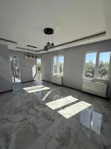 DENİZE YÜRÜME MESAFESİ KONYAALTI ALTINKUM MAHALLESİNDE SİTE İÇİ 3+1 | 130 M² NET  KİRALIK DAİRE